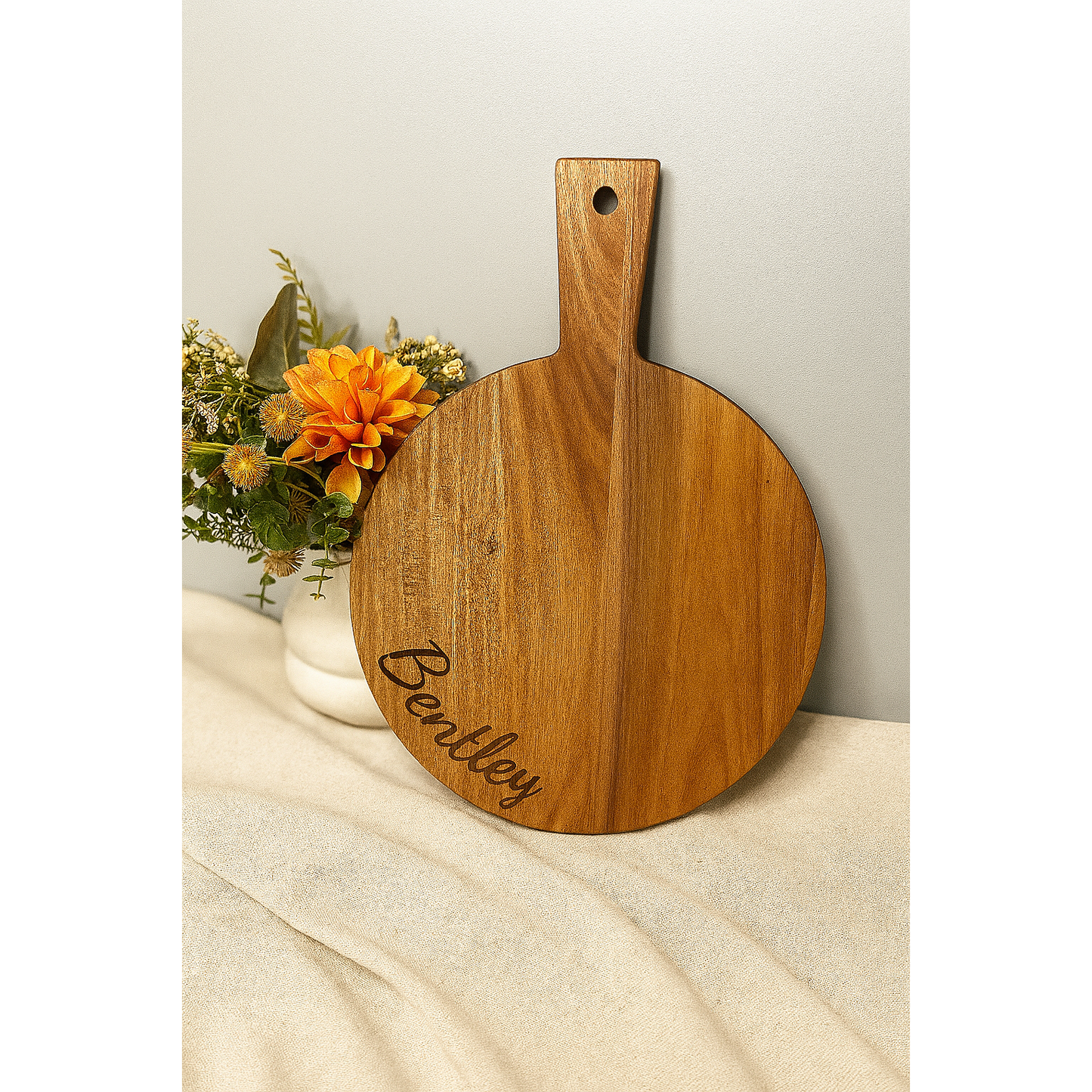 Custom Acacia Pizza Board with Script Name Engraving – Personalised Rustic Serving Tray with Handle