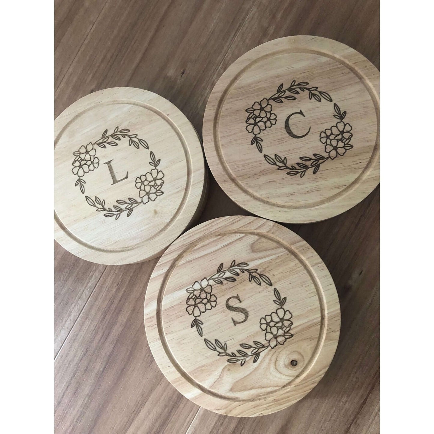 Personalised Cheese Board - 4 Knives & Hidden Drawer JSGiftboutique