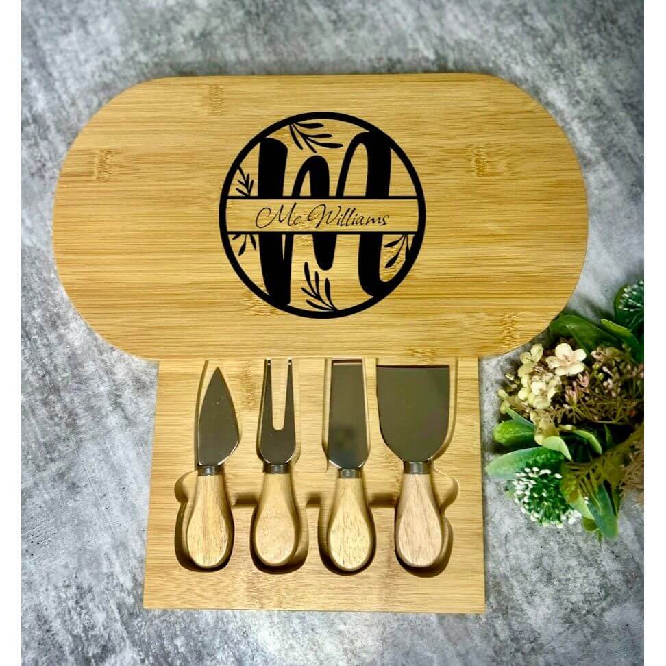 Engraved Large Wooden Cheese Board - Circle Monogram Design JSGiftboutique