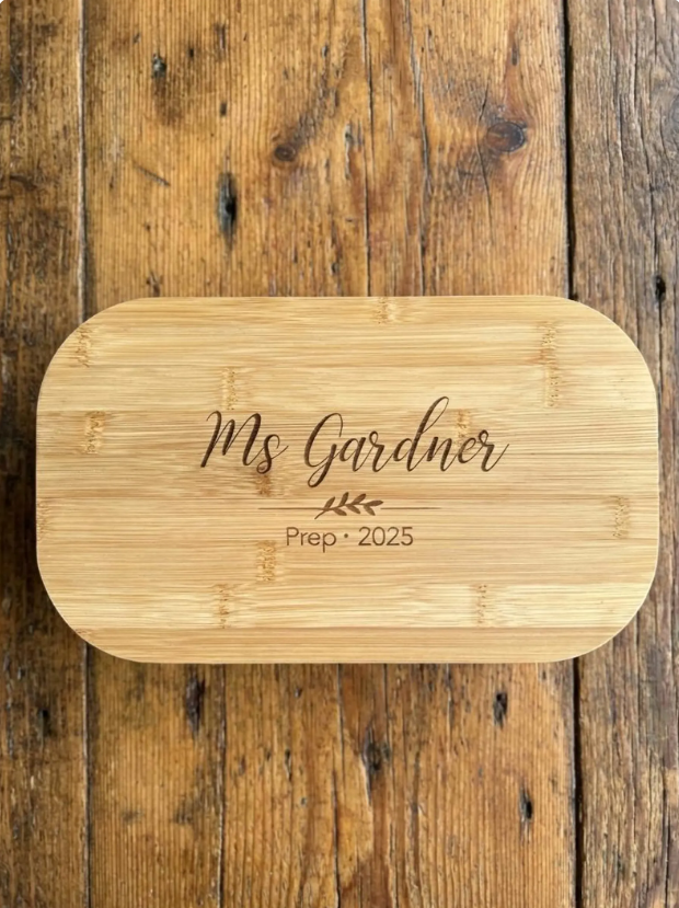 Oval Bamboo Charcuterie Board with Hidden Knives JSGiftboutique
